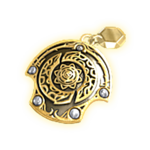 A Védelmezők amulettje IS.png